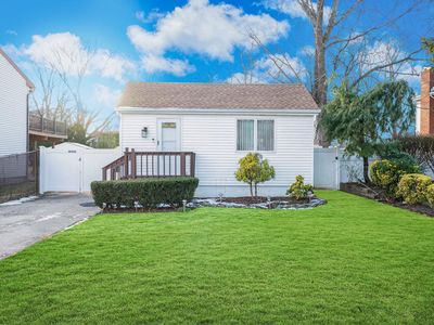 681 East Drive