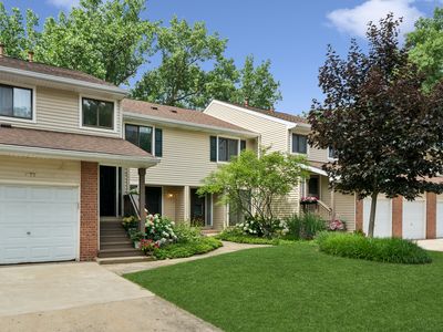 971 Hidden Lake Dr