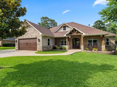 636 W Lake Dr