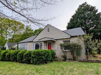 366 Lynnhaven Dr SW