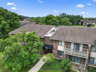 Property at 465 Raintree Ct Unit 2B, Glen Ellyn, IL