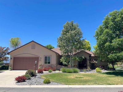 850 SE Pinyon Street