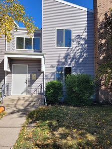 1439 25th Ave S #101