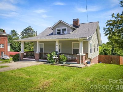 1511 Harper Ave SW