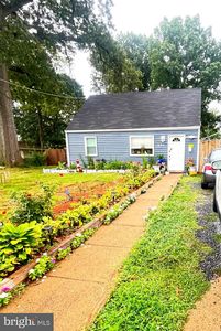 251 Kent Dr