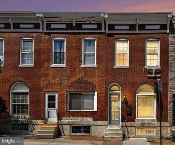 302 S East Ave
