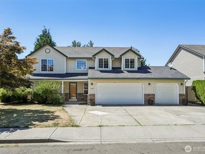 1612 SE 187th Place