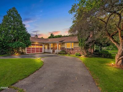 1040 Delaware Dr