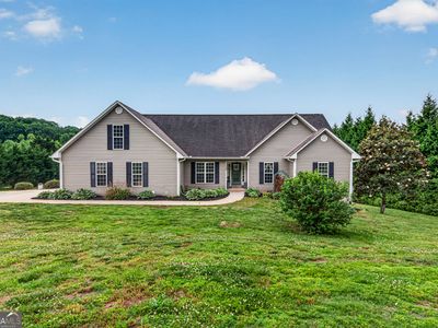 221 Grand Magnolia Ln