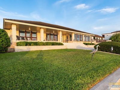 606 Beach Blvd
