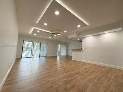 9717 N New River Canal Rd APT 406