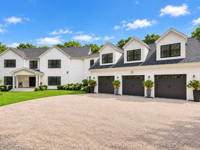 421 Edge Of Woods Rd