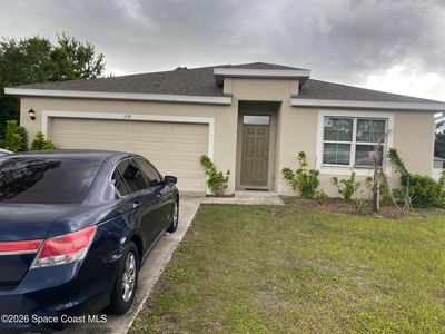 698 San Filippo Dr SE