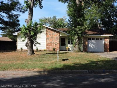 8930 Fresno St