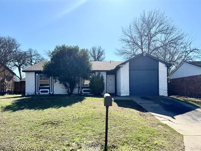 7024 Greenview Cir N