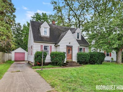 120 W 28th St