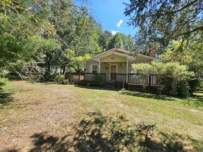44 Meadow Ln