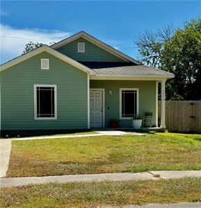 4929 Valley Stream Dr