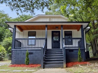 15 Meadowview Ave SW