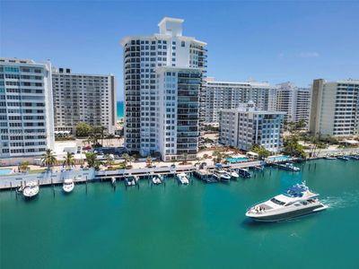 5660 Collins Ave APT 4B