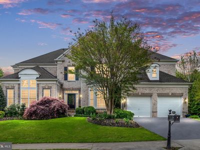 8937 Rhododendron Cir