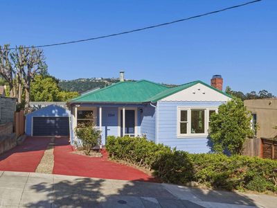 3264 Madera Ave