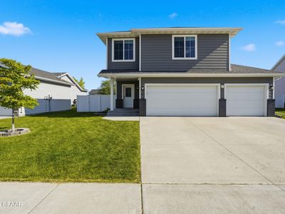 762 Cedar Burls Dr