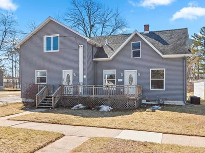 251 Birch St
