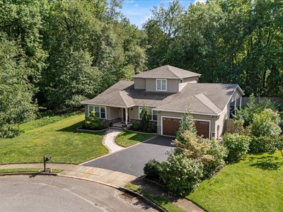 25 Bree Dr