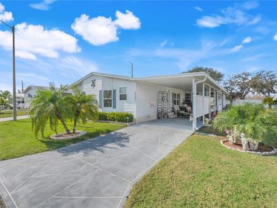 6302 Bayberry Blvd NE