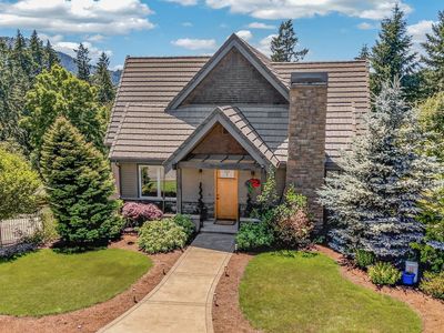 4312 Wendell Ln