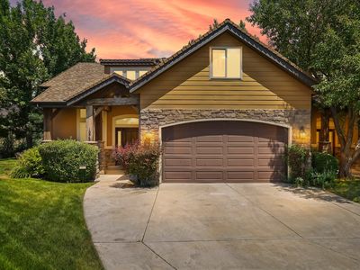 1972 W Golden Pond Way