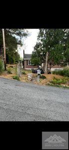 108 Christie Manor Dr