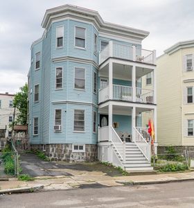 21 Saint Marks Rd
