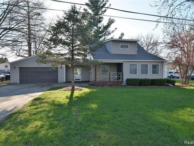 4055 N Vassar Rd