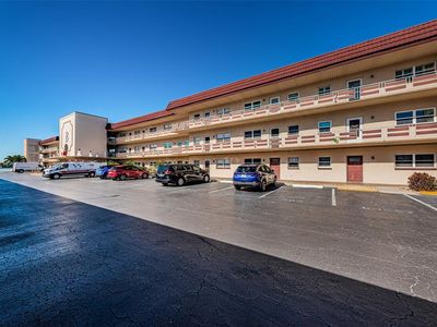 3010 59th St S APT 302
