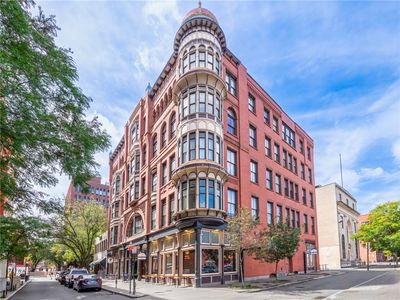 385 Westminster St APT 3B