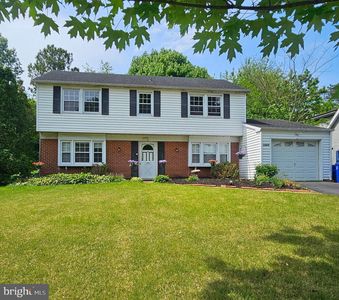 12805 Belhurst Ln
