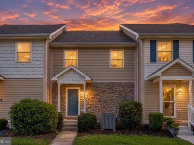 324 Lake Front Dr
