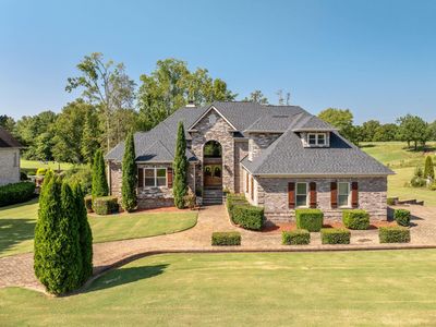677 Driftwood Dr