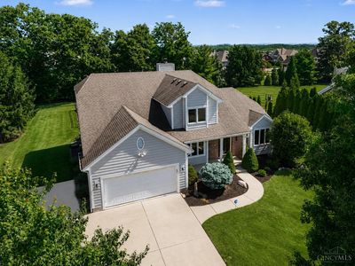 3416 Surrey Ln
