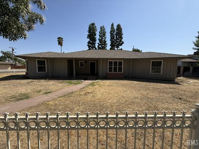 916 Oak Ave