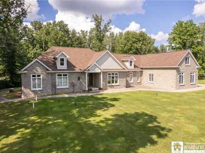 482 N Ellicott Creek Rd