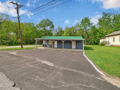 1074 S Main St