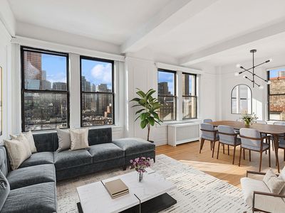 40 W 72nd St APT 106
