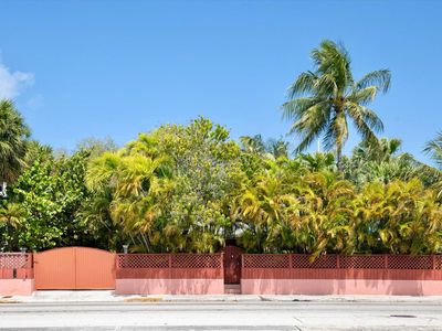 2309 Flagler Ave
