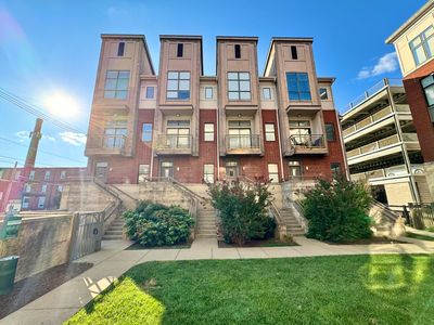 572 Bolivar Ct