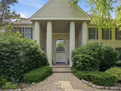4113 Carlisle Dr