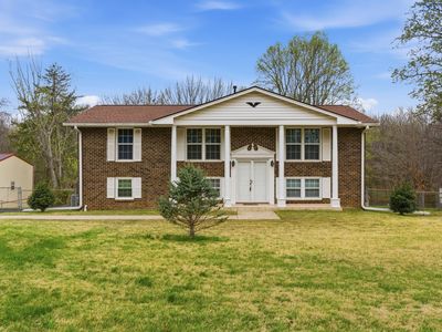 126 Robertson Ave