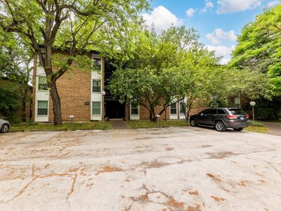 5537 E Lake Dr APT B